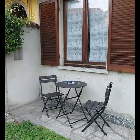 Il Gatto Ombrellaio * Stropino