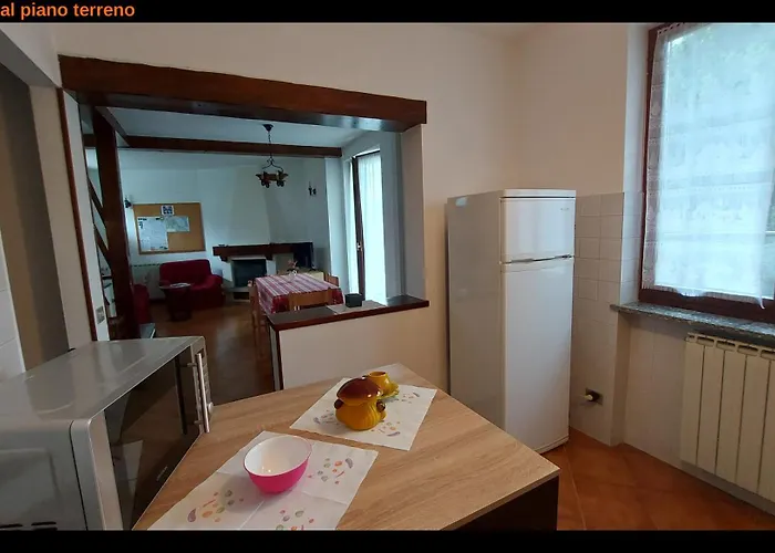 Il Gatto Ombrellaio - Gateway To Stresa, Maggiore And Mountains