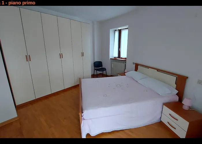 Il Gatto Ombrellaio - Gateway To Stresa, Maggiore And Mountains Stropino